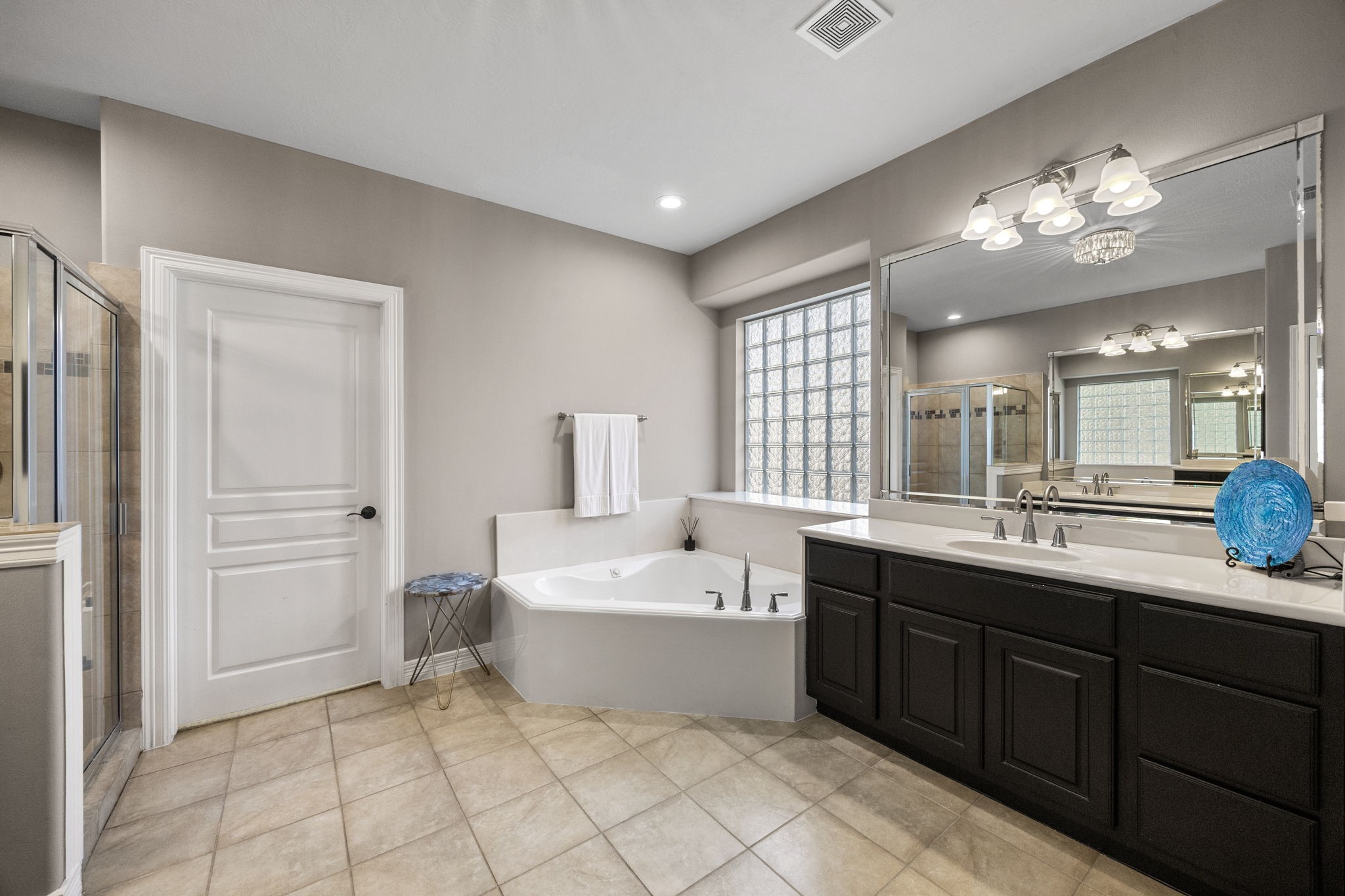 18315 Cape Lookout Way Humble, TX 77346 - Photo 12 of 17