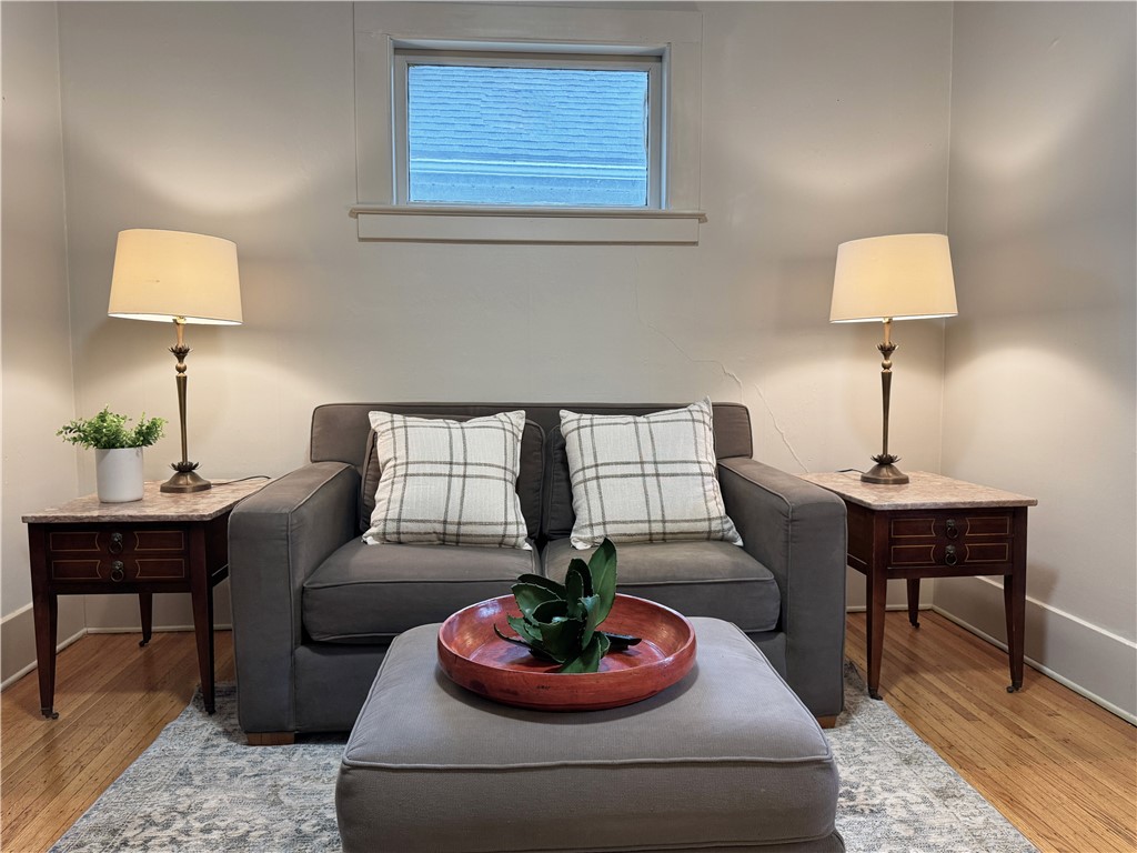 118 Gregory Street, Unit 3 Rochester, NY 14620 - Photo 9 of 41 Gallery Image 9