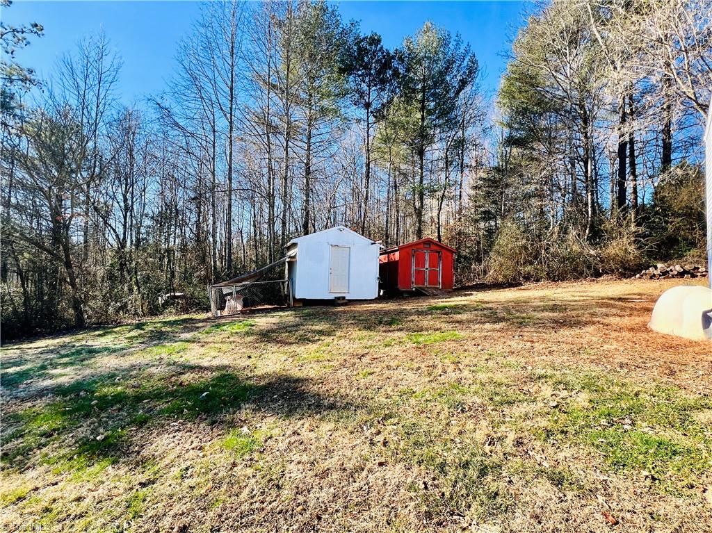 326 Huffman Fork Road Purlear, NC 28665 - Photo 6 of 25 Gallery Image 6