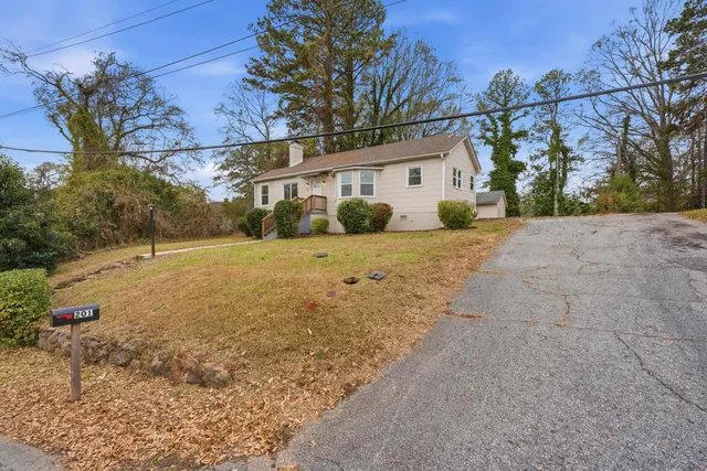 $179,900 | 201 South Carolina Avenue, Spartanburg, SC 29306