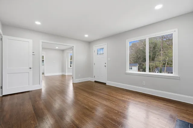 $179,900 | 201 South Carolina Avenue, Spartanburg, SC 29306