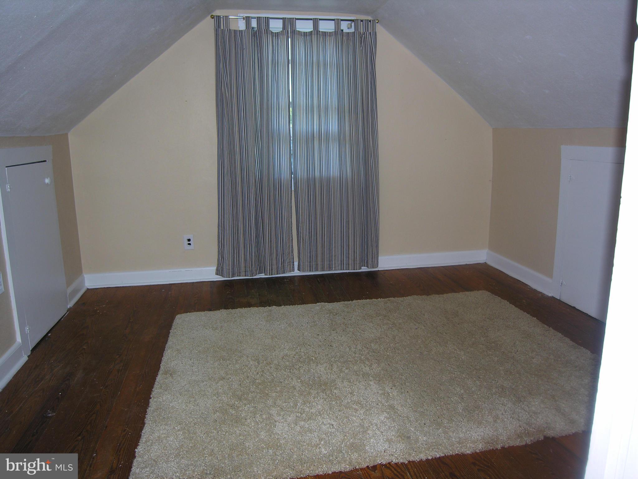 444 Welltown Road Winchester, VA 22603 - Photo 8 of 15 Bedroom No. 3