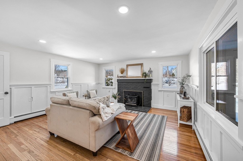 285 Granby Road Belchertown, MA 01007 - Photo 5 of 37