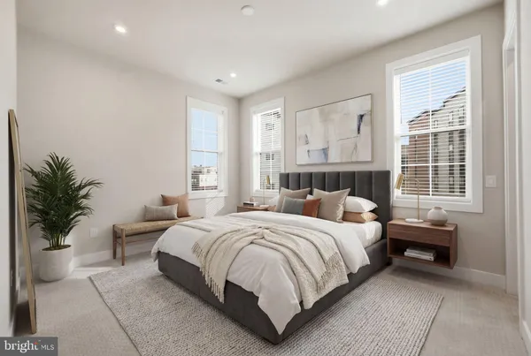 $914,999 | 22171 Springside Terrace, Unit 300, Ashburn, VA 20148