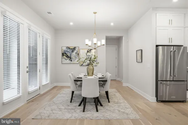 $914,999 | 22171 Springside Terrace, Unit 300, Ashburn, VA 20148