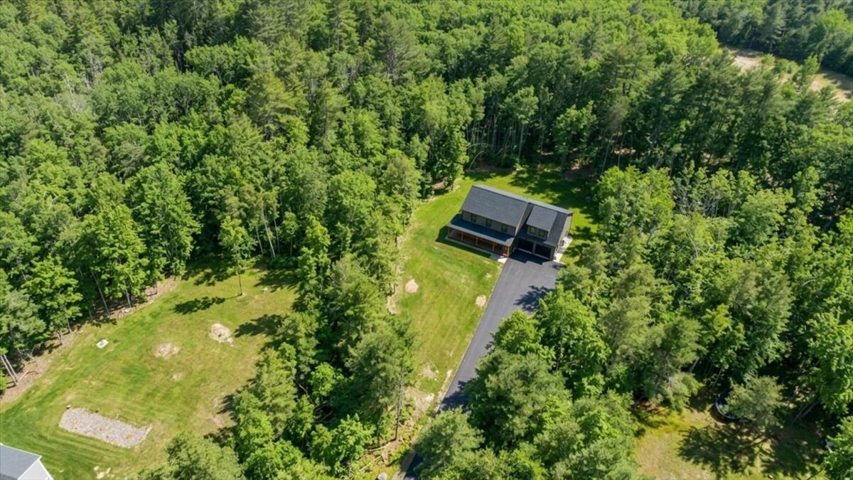 321 Pownal Road Freeport, ME 04032 - Photo 15 of 114 013-2026-04-07_Heather Roy_321 Pownal Rd