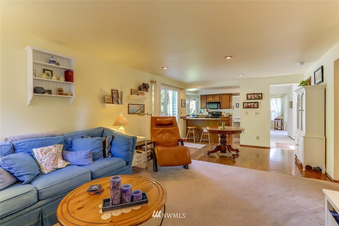 13308 Southeast 184th Street Renton, WA 98058 - Photo 8 of 28 Gallery Image 8
