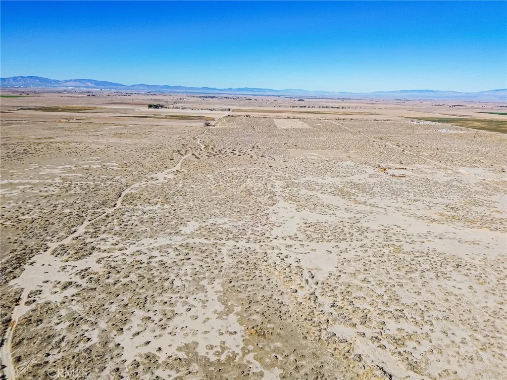 125 Lancaster Street East Lancaster, CA 93535 - Photo 15 of 43 a view of an ocean beach