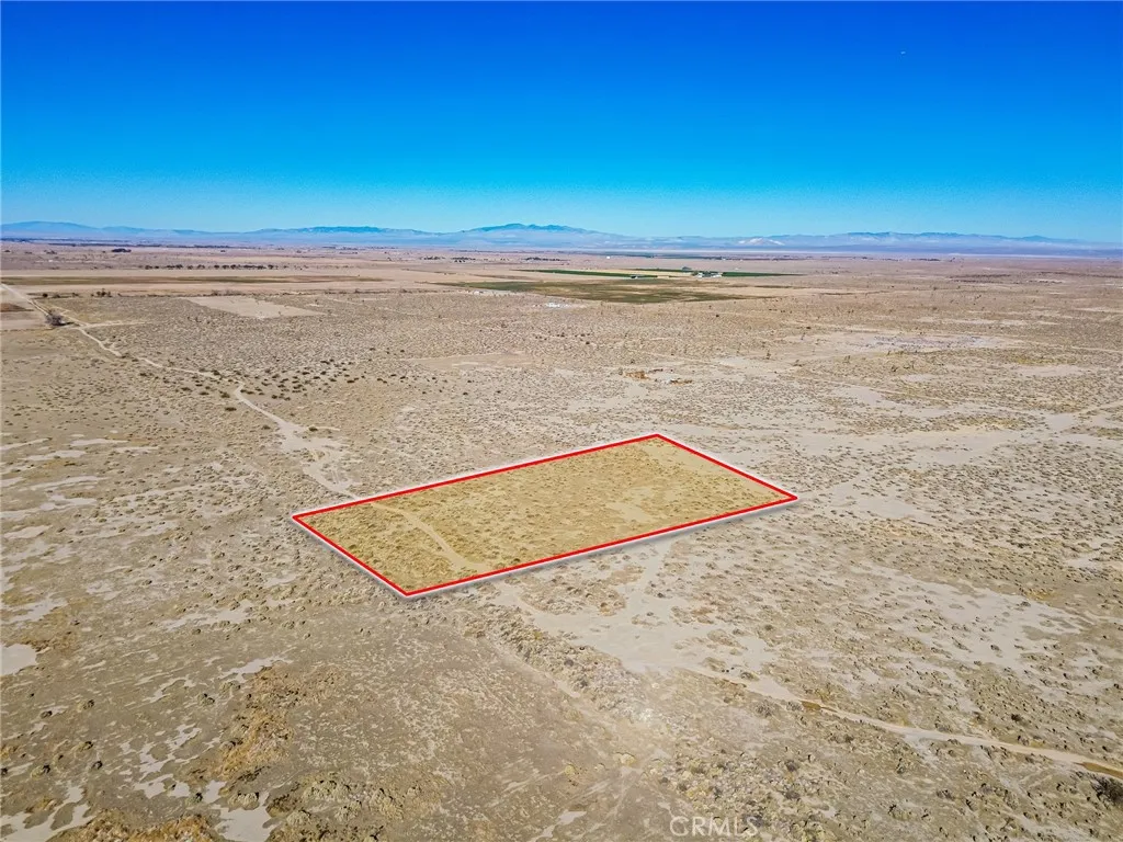 125 Lancaster Street East Lancaster, CA 93535 - Photo 16 of 43 a view of an ocean beach