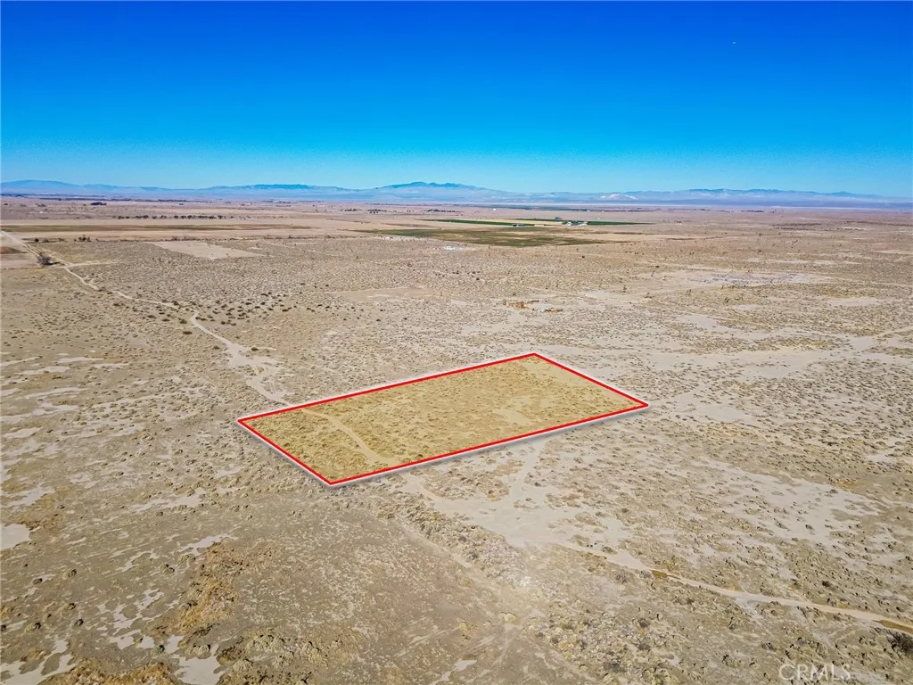 125 Lancaster Street East Lancaster, CA 93535 - Photo 16 of 43