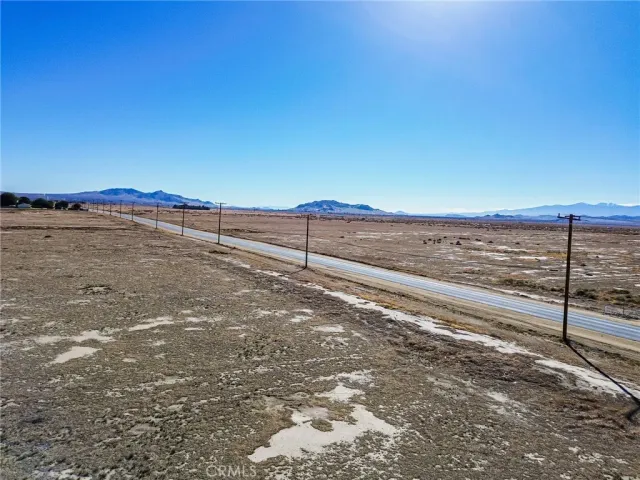 $17,500 | 125 Lancaster Street East, Lancaster, CA 93535