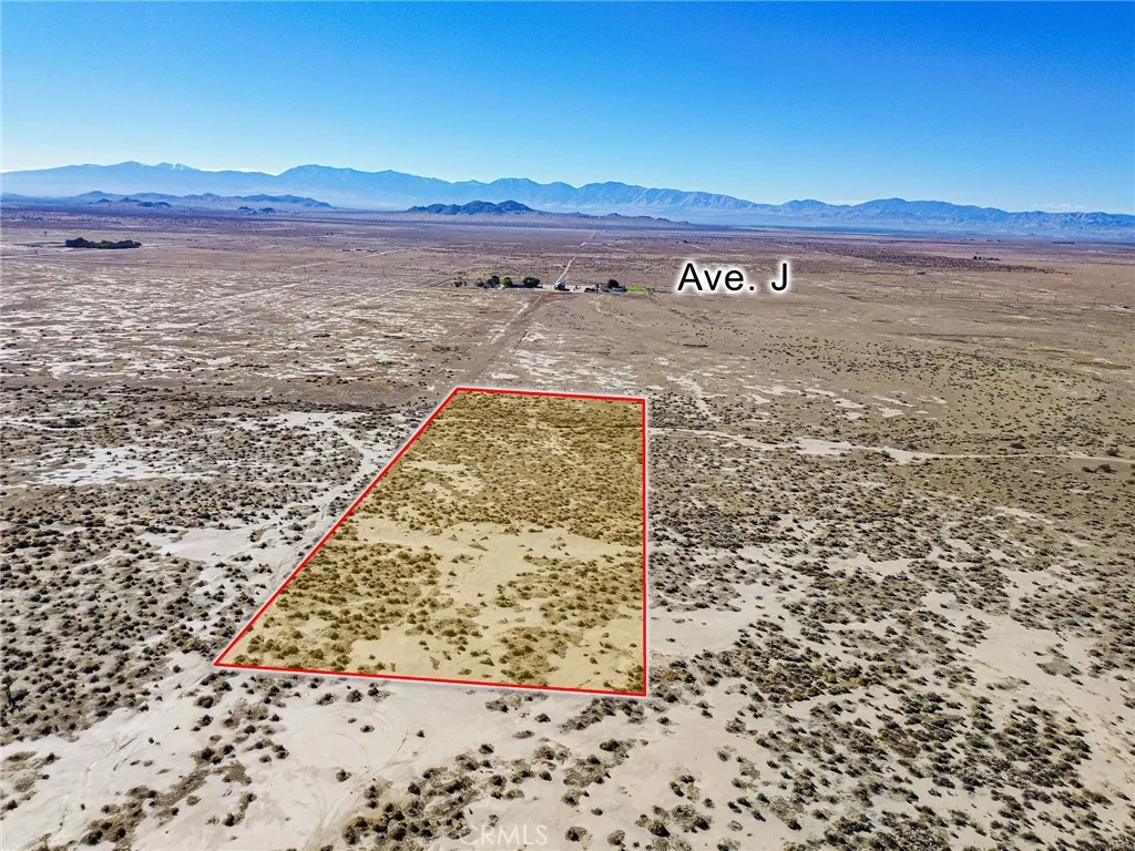 125 Lancaster Street East Lancaster, CA 93535 - Photo 9 of 43