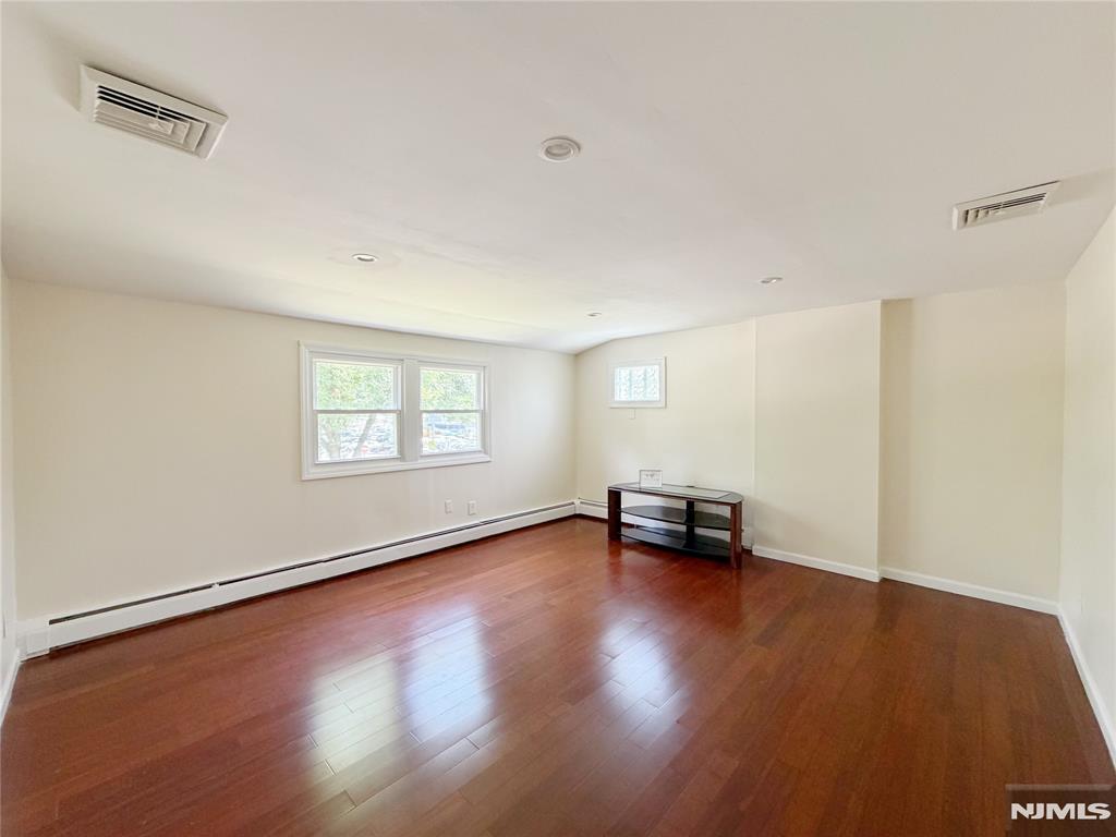 80 East Century Road, Unit 2 Paramus, NJ 07652 - Photo 4 of 10