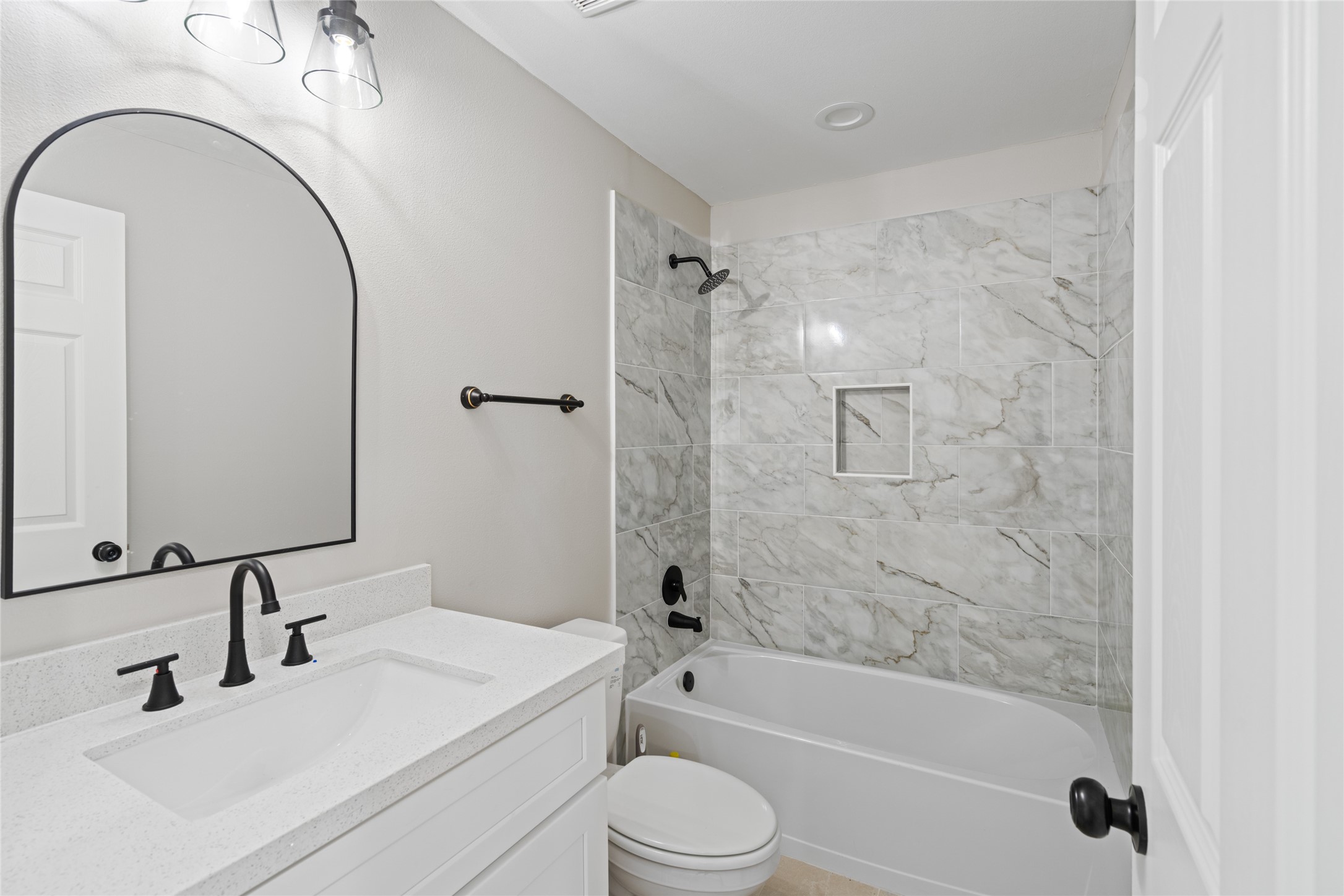 813 Barbara Mae Street Houston, TX 77015 - Photo 16 of 36