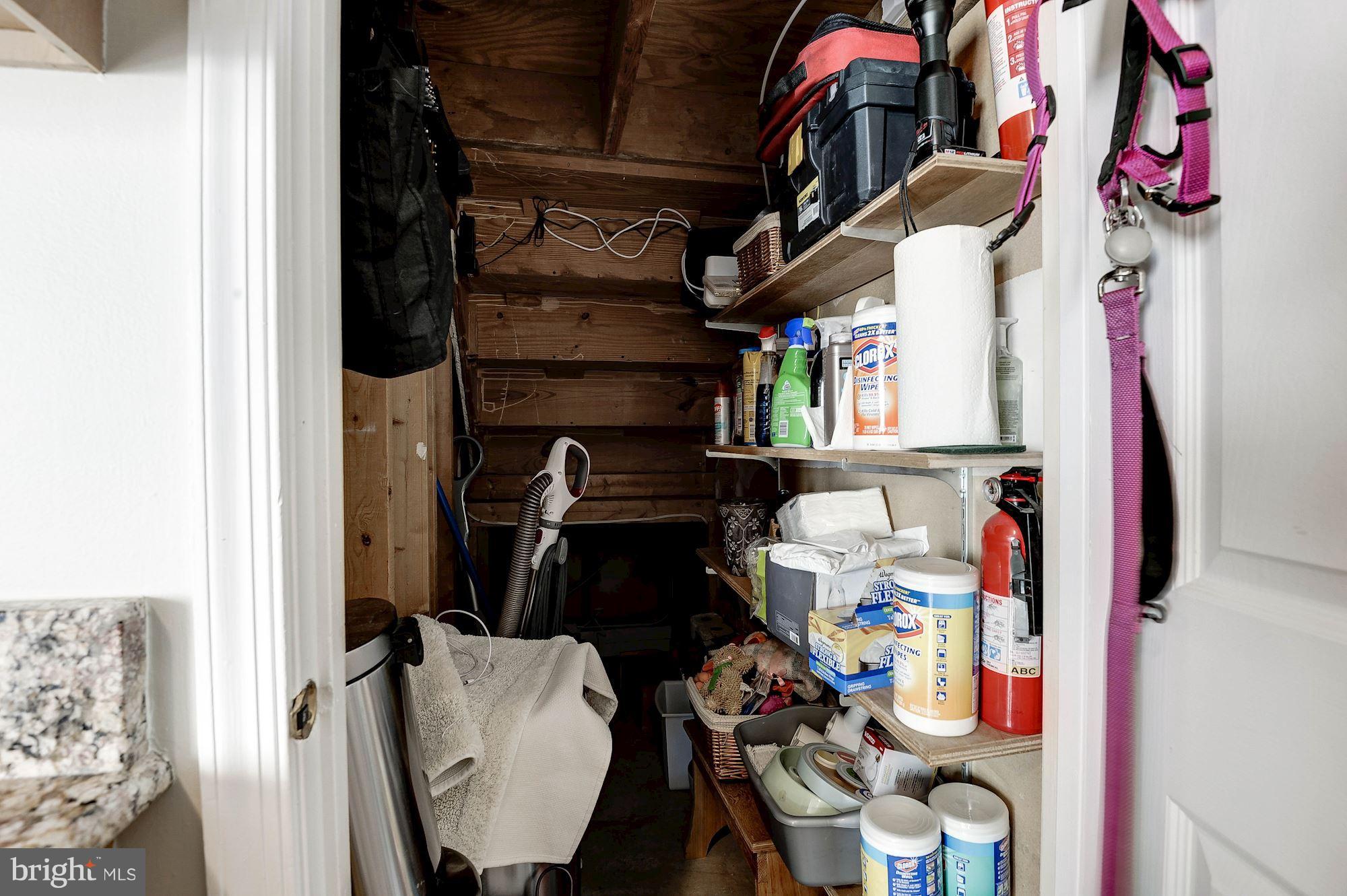 8090 Barcarole Court Springfield, VA 22153 - Photo 20 of 48 Pantry space