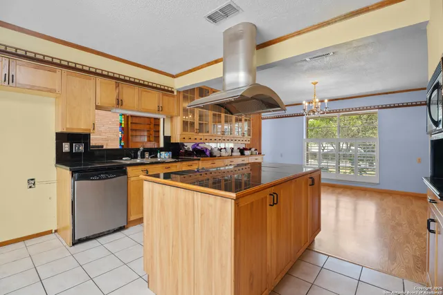 $415,000 | 8535 Norwich Drive, San Antonio, TX 78217