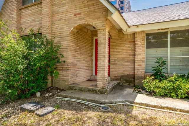 $415,000 | 8535 Norwich Drive, San Antonio, TX 78217