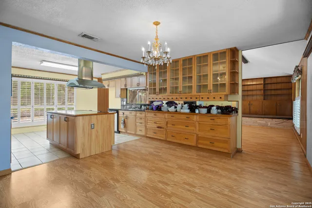 $415,000 | 8535 Norwich Drive, San Antonio, TX 78217