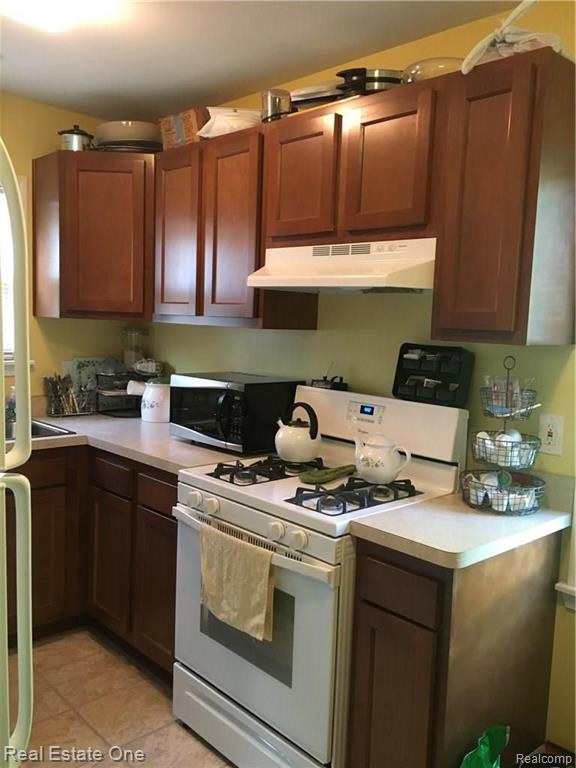 7971 Jackson Street Taylor, MI 48180 - Photo 8 of 19