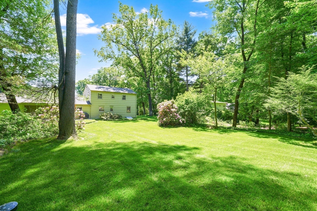 13 Pleasant View Road Wilbraham, MA 01095 - Photo 2 of 40