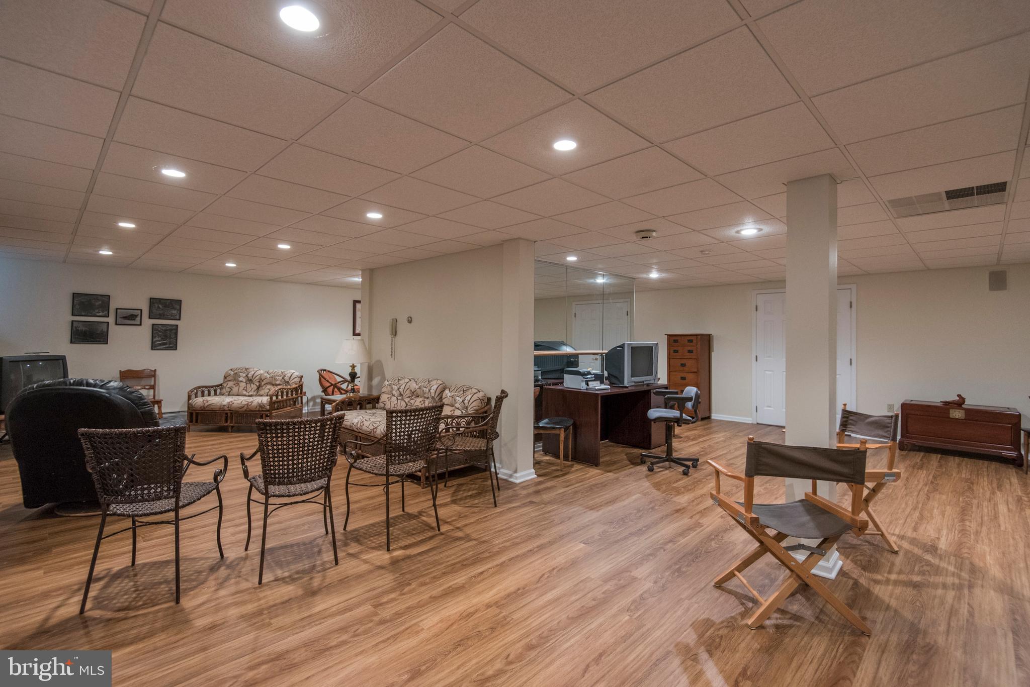 1771 Deer Run Road Bethlehem, PA 18015 - Photo 14 of 32 Gallery Image 14