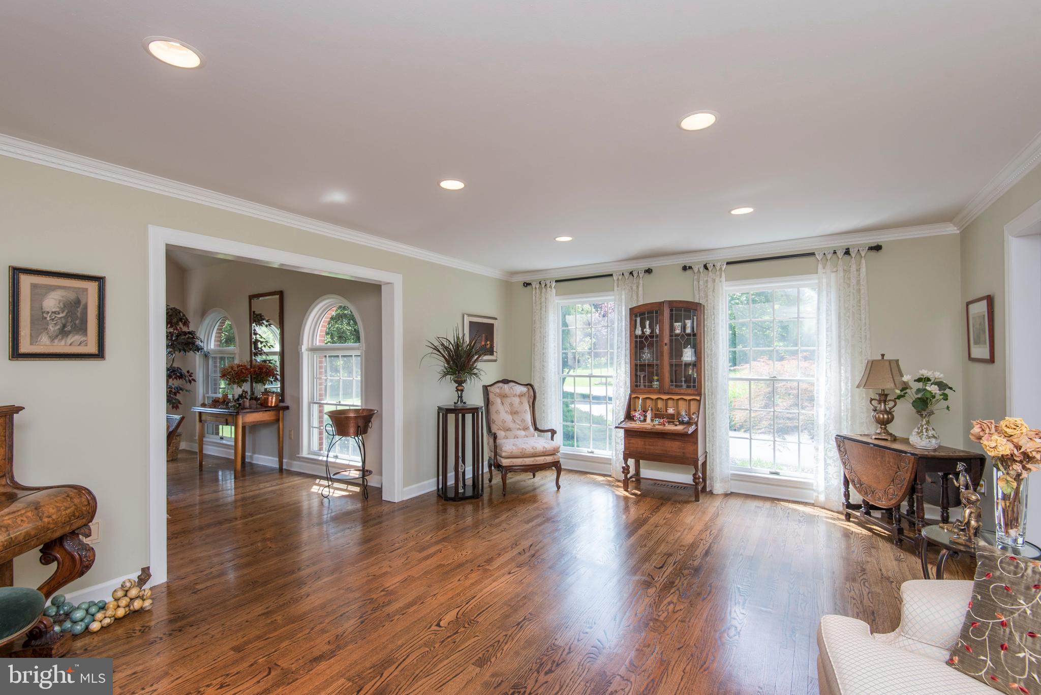 1771 Deer Run Road Bethlehem, PA 18015 - Photo 9 of 32 Gallery Image 9