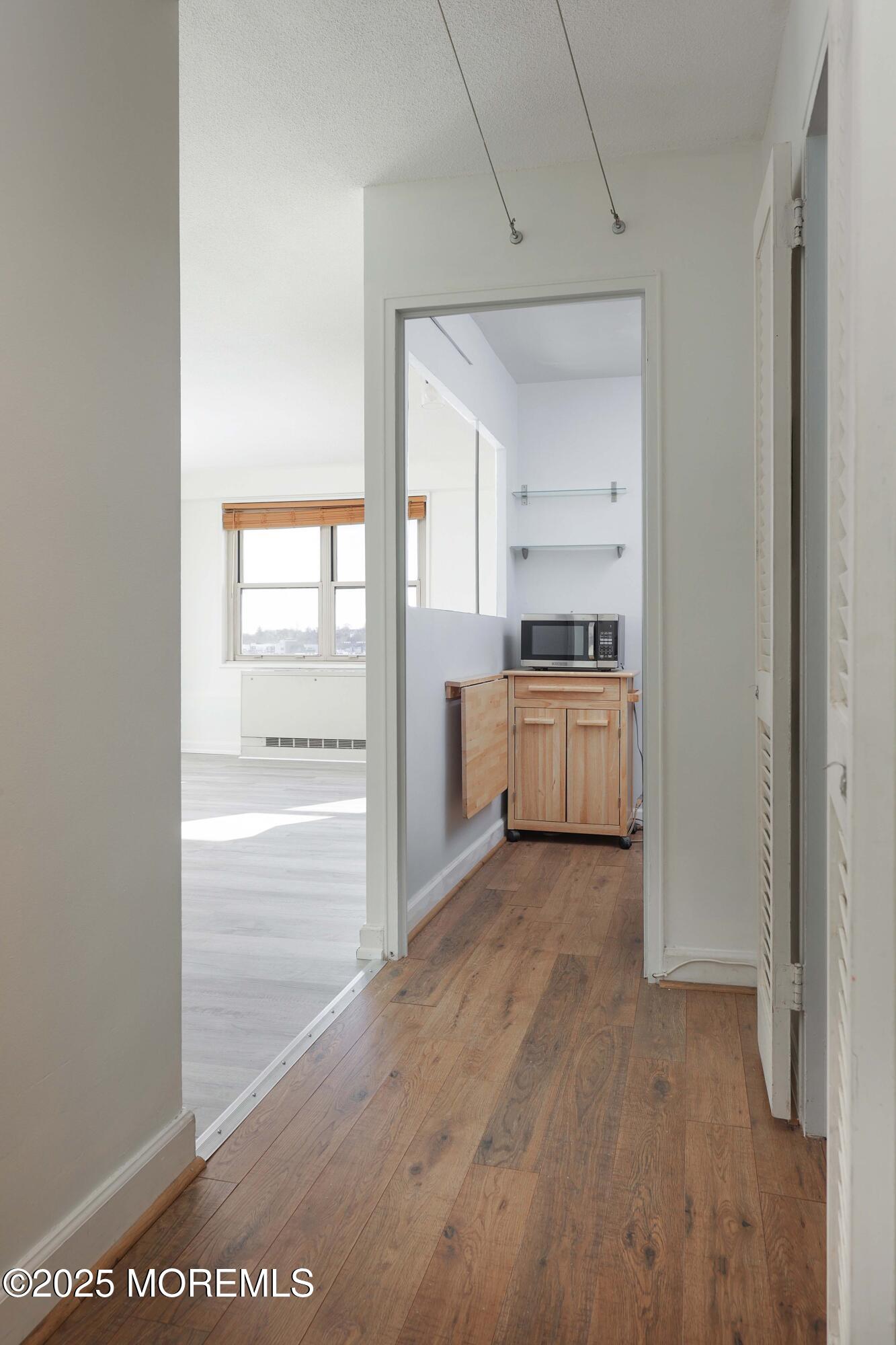 28 Riverside Avenue, Unit 7D Red Bank, NJ 07701 - Photo 14 of 28 758A5468