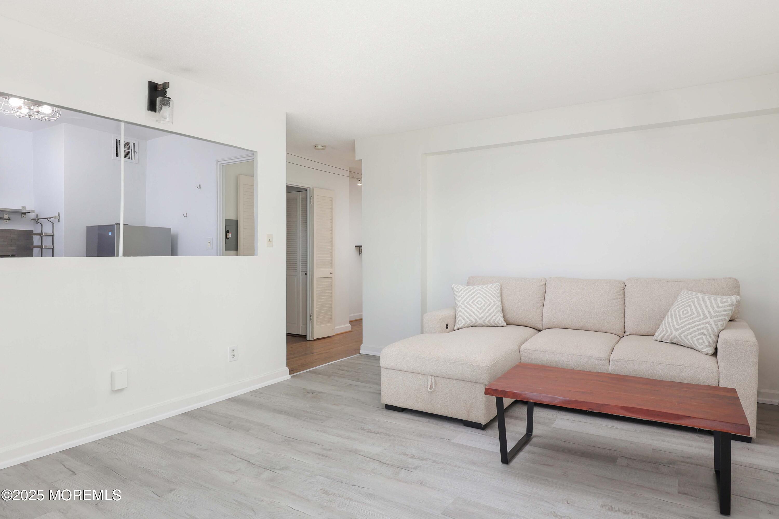 28 Riverside Avenue, Unit 7D Red Bank, NJ 07701 - Photo 19 of 28 758A5528