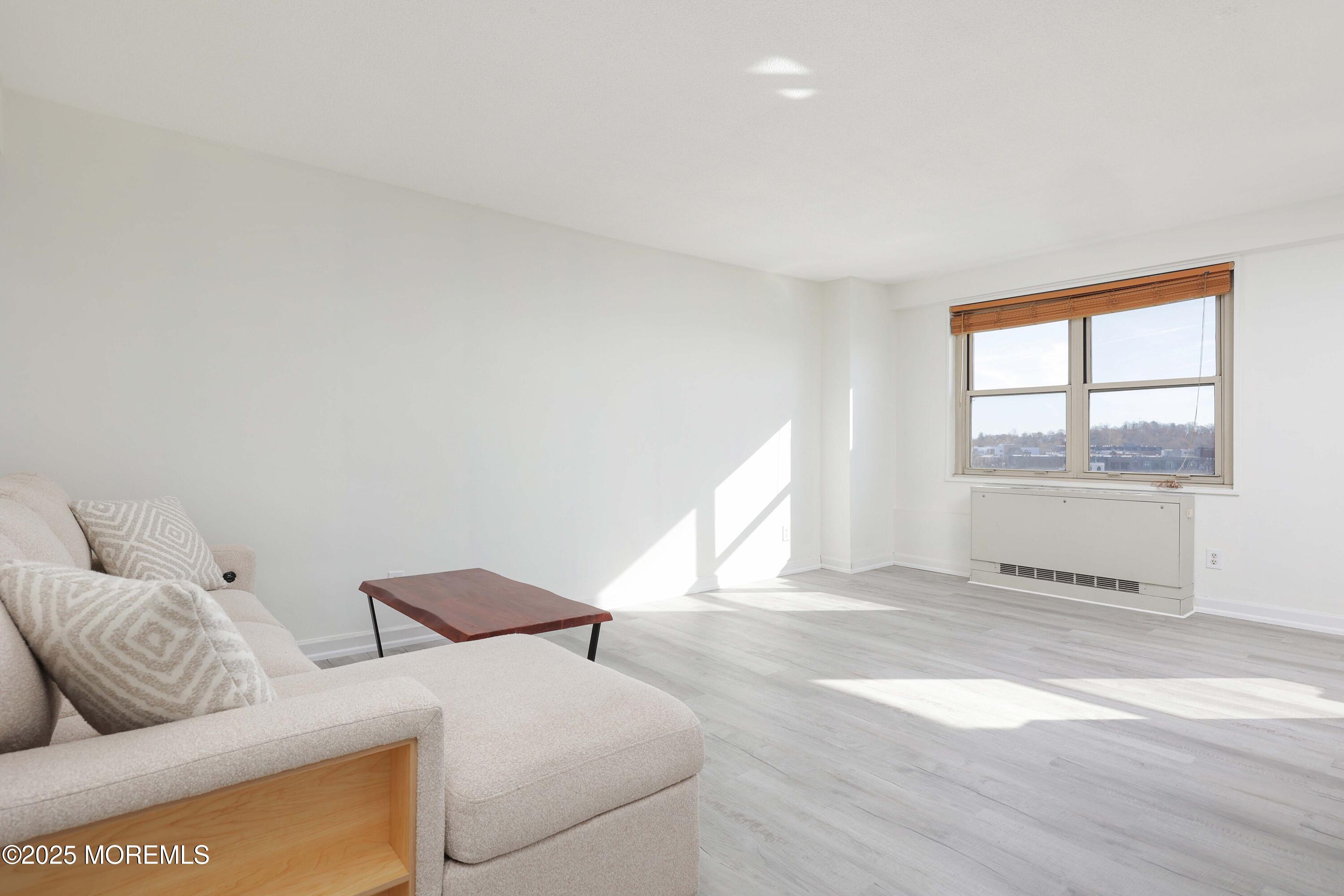 28 Riverside Avenue, Unit 7D Red Bank, NJ 07701 - Photo 8 of 28 758A5494