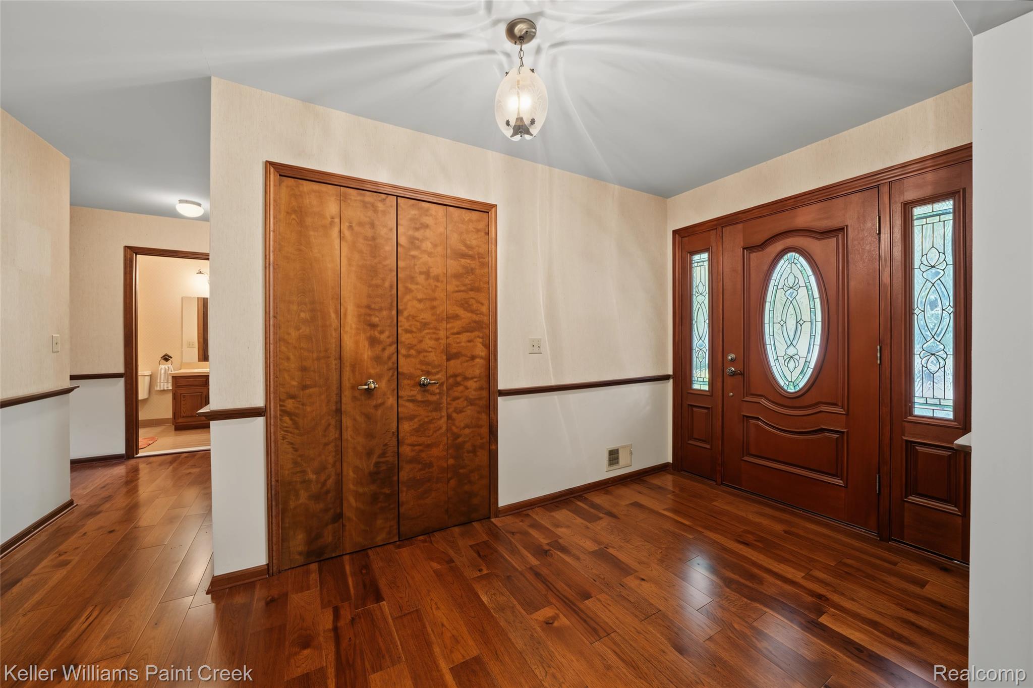 1077 Maple Leaf Drive Rochester, MI 48309 - Photo 15 of 60 1077 Maple Leaf Dr RHills HDR-10.jpeg