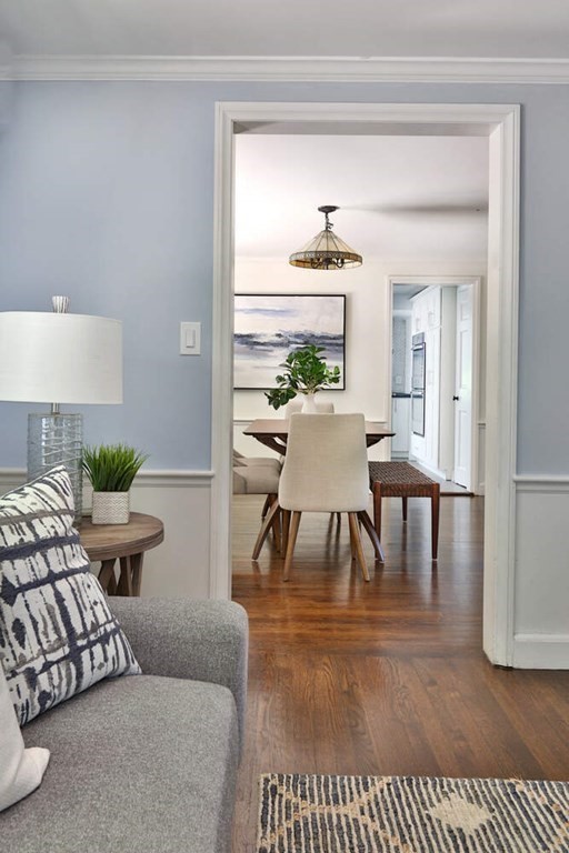 232 Collins Road Newton, MA 02468 - Photo 5 of 20