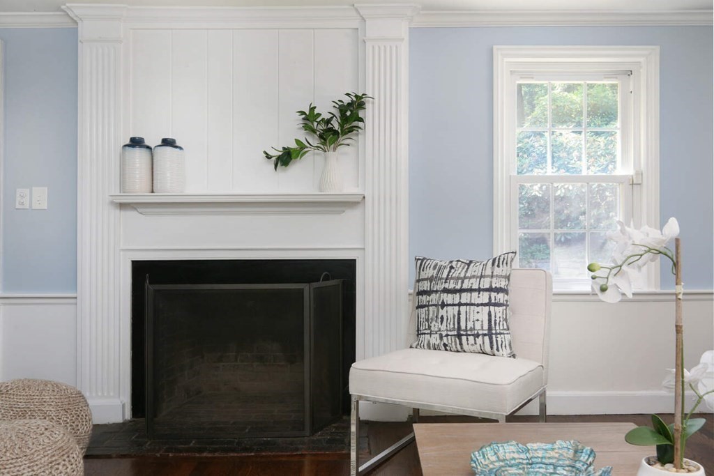 232 Collins Road Newton, MA 02468 - Photo 7 of 20