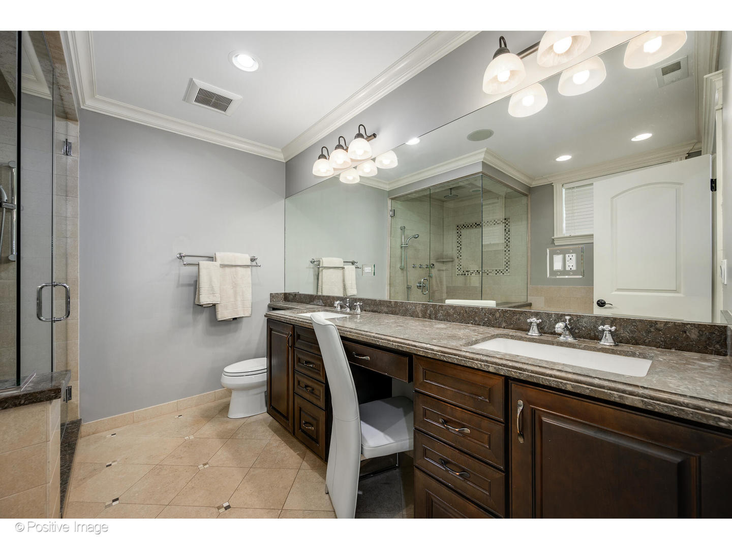 862 West Roscoe Street, Unit 1 Chicago, IL 60657 - Photo 31 of 39