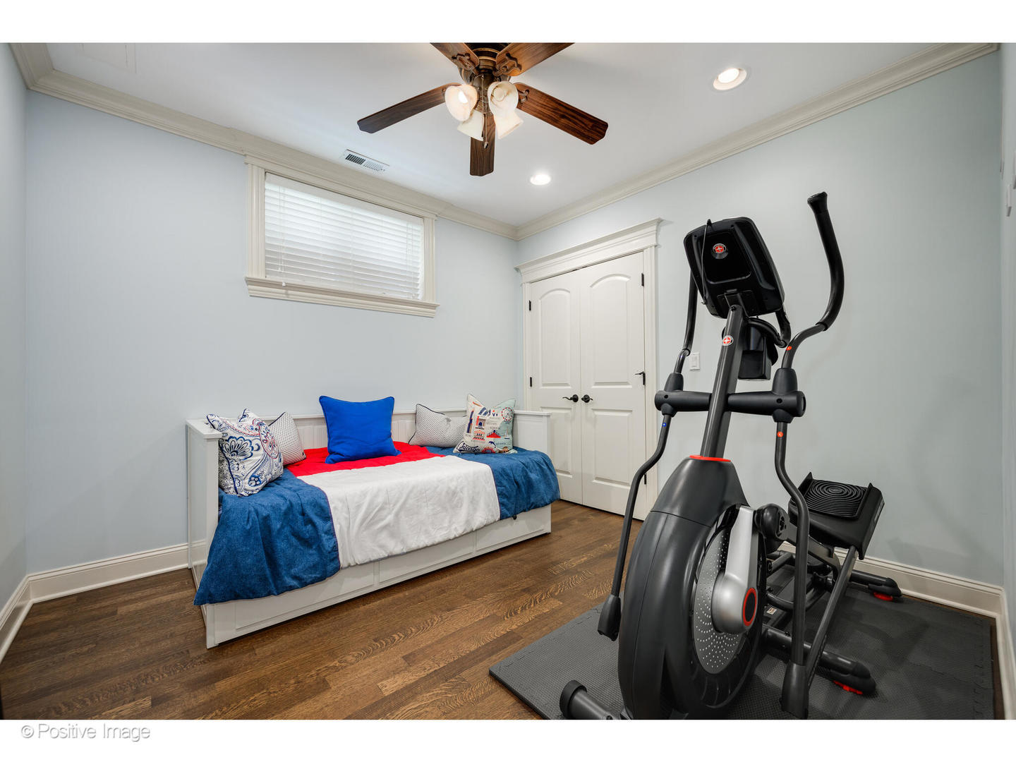 862 West Roscoe Street, Unit 1 Chicago, IL 60657 - Photo 33 of 39