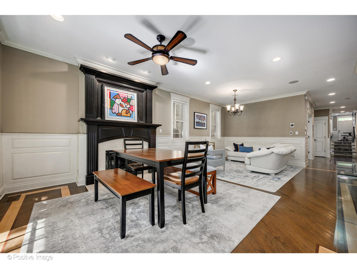 862 West Roscoe Street, Unit 1 Chicago, IL 60657 - Photo 5 of 39