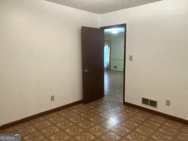 $1,595 | 40 Wagon Wheel Drive, Rex, GA 30273