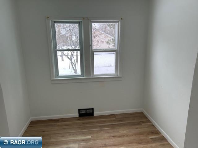 1992 East 25th Street Hibbing, MN 55746 - Photo 10 of 23