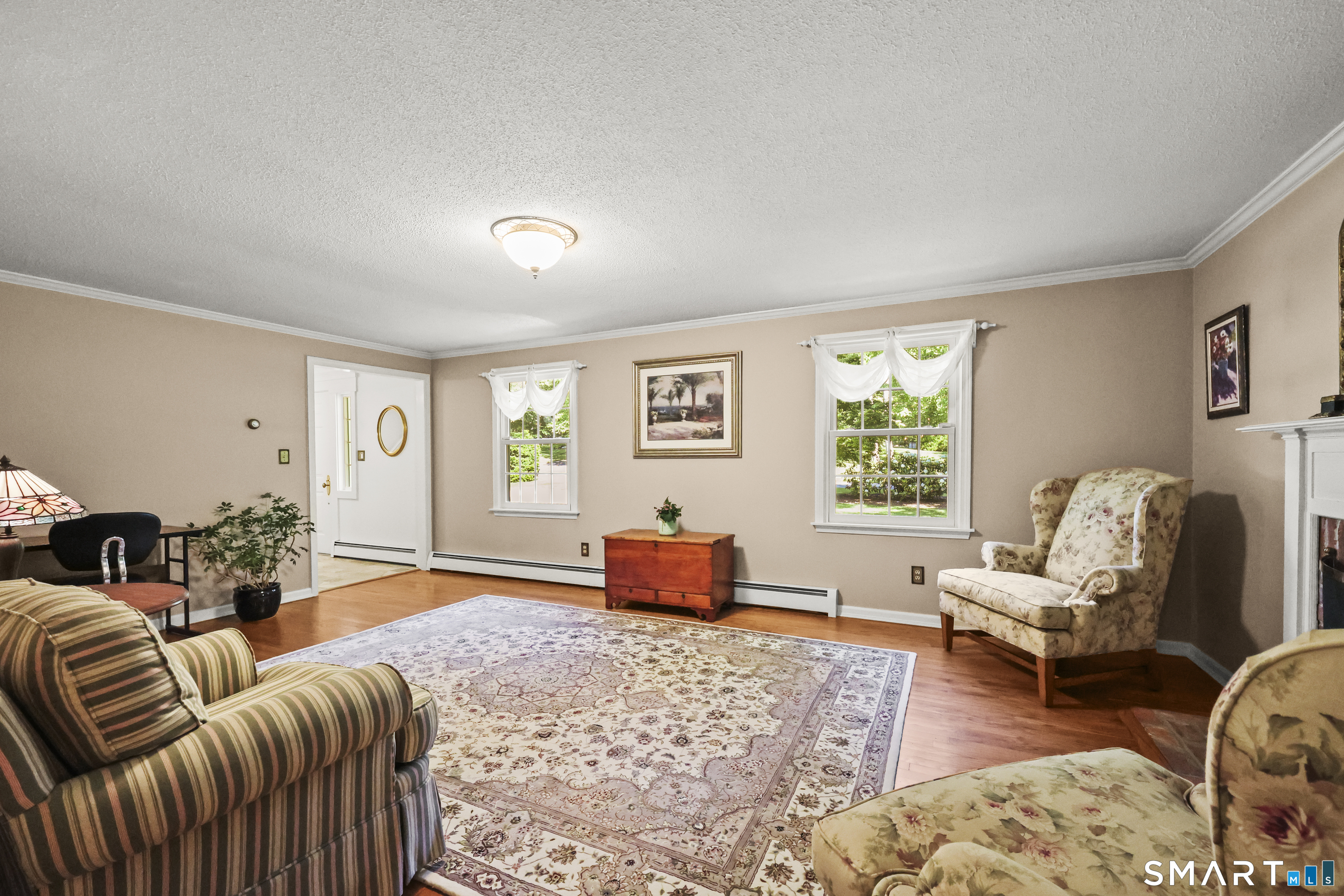 17 Briar Hill Road Avon, CT 06001 - Photo 33 of 38 With 11 rooms in the home there is plenty of flexibility with the design and use for each room