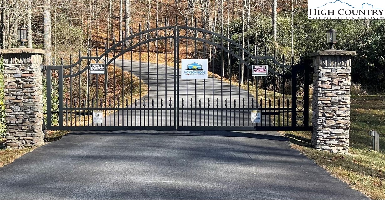 6 Jackson Ridge Road Boone, NC 28607 - Photo 3 of 23