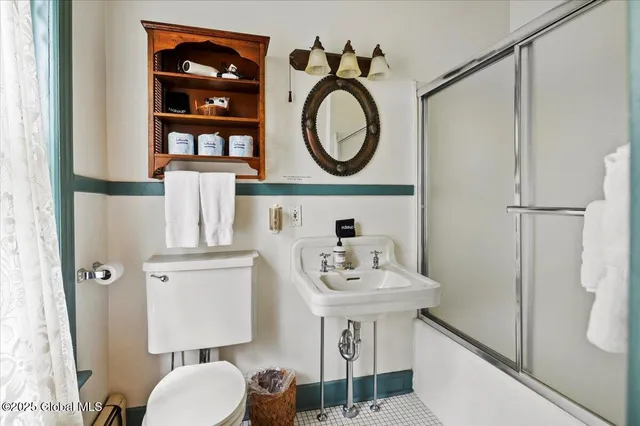 $3,500,000 | 605 North Broadway, Saratoga Springs, NY 12866