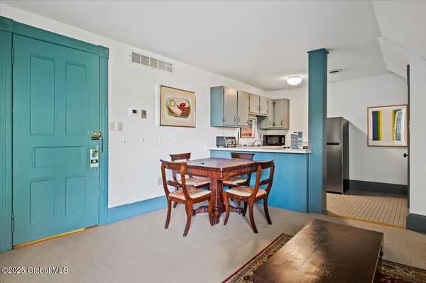 $3,250,000 | 605 North Broadway, Saratoga Springs, NY 12866