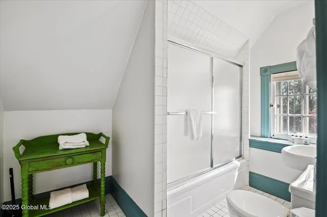 $3,500,000 | 605 North Broadway, Saratoga Springs, NY 12866