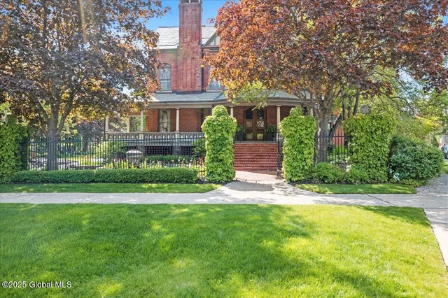 $3,500,000 | 605 North Broadway, Saratoga Springs, NY 12866