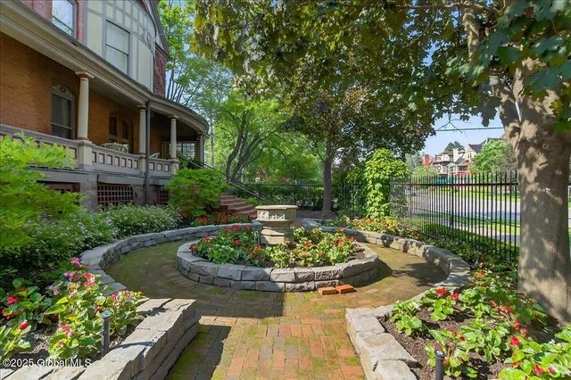 $3,500,000 | 605 North Broadway, Saratoga Springs, NY 12866