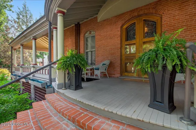 $3,500,000 | 605 North Broadway, Saratoga Springs, NY 12866