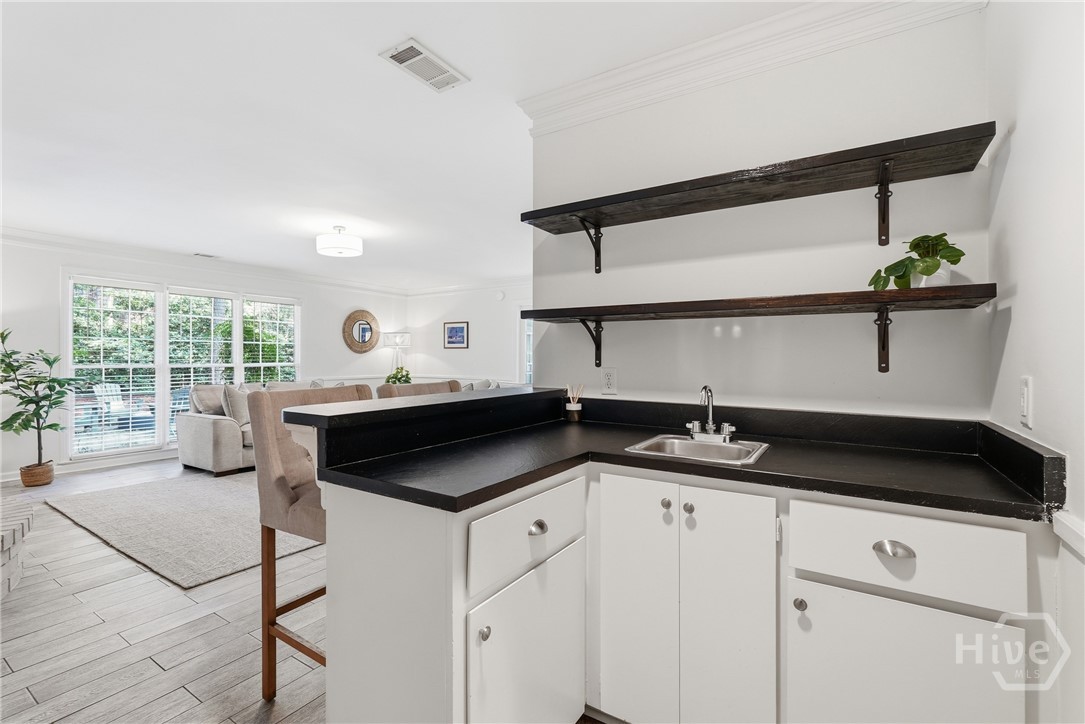 11 Monastery Road West Savannah, GA 31411 - Photo 26 of 50 Wet Bar