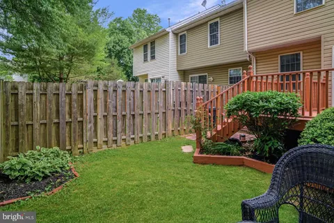 $335,000 | 10 Amberlady Court, Owings Mills, MD 21117