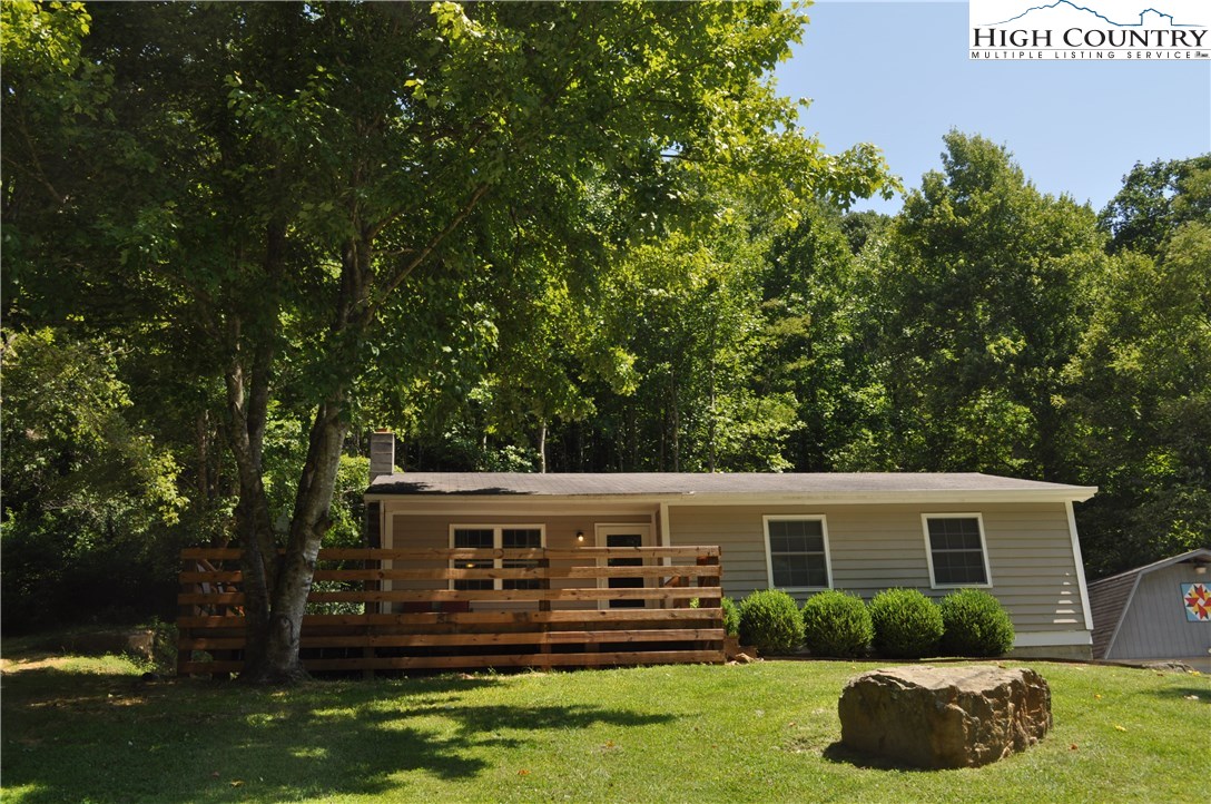 978 Laurel Branch Road Vilas, NC 28692 - Photo 2 of 30 Gallery Image 2