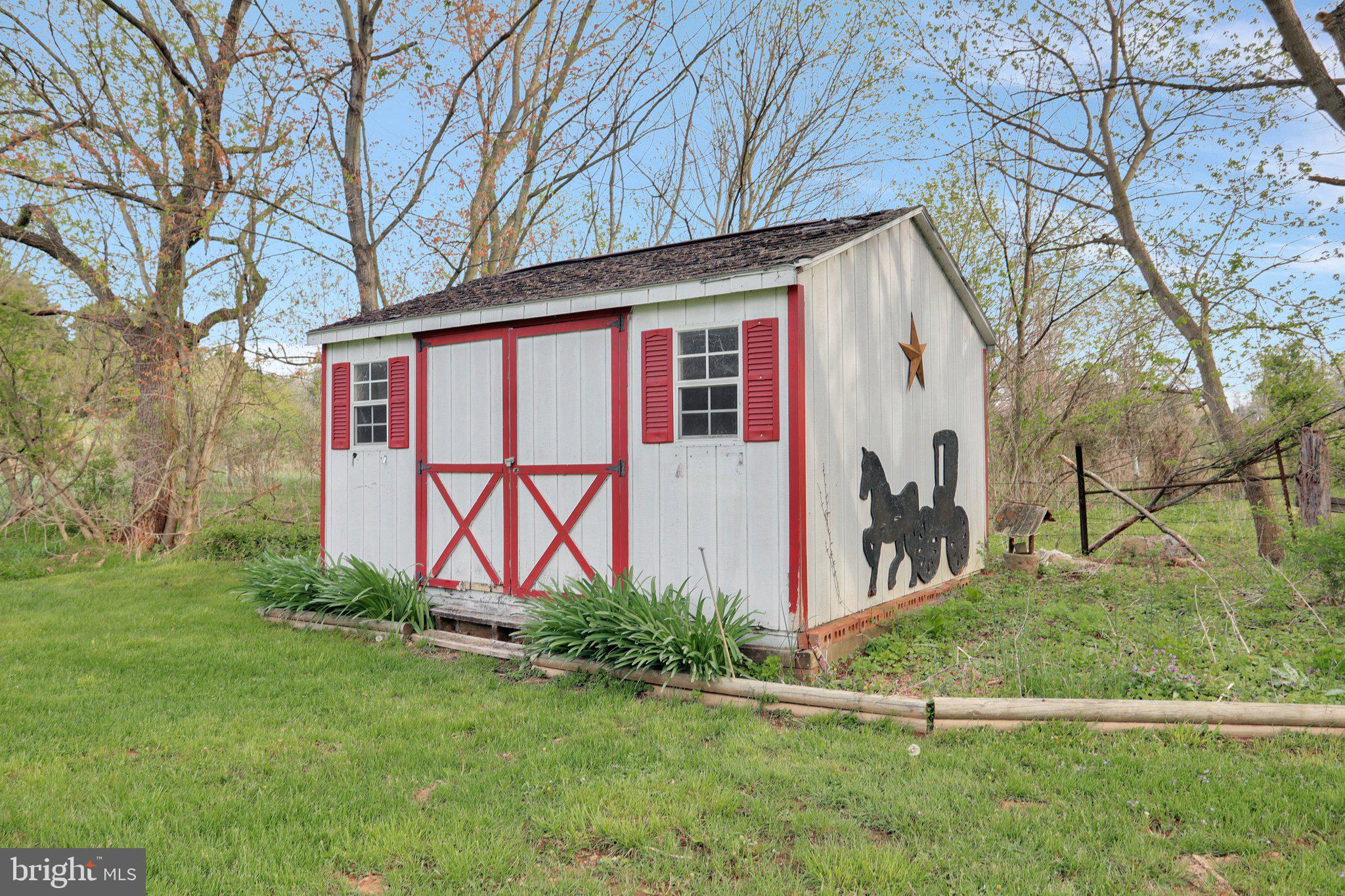 12524 Big Pool Road Clear Spring, MD 21722 - Photo 39 of 41 Storage shed