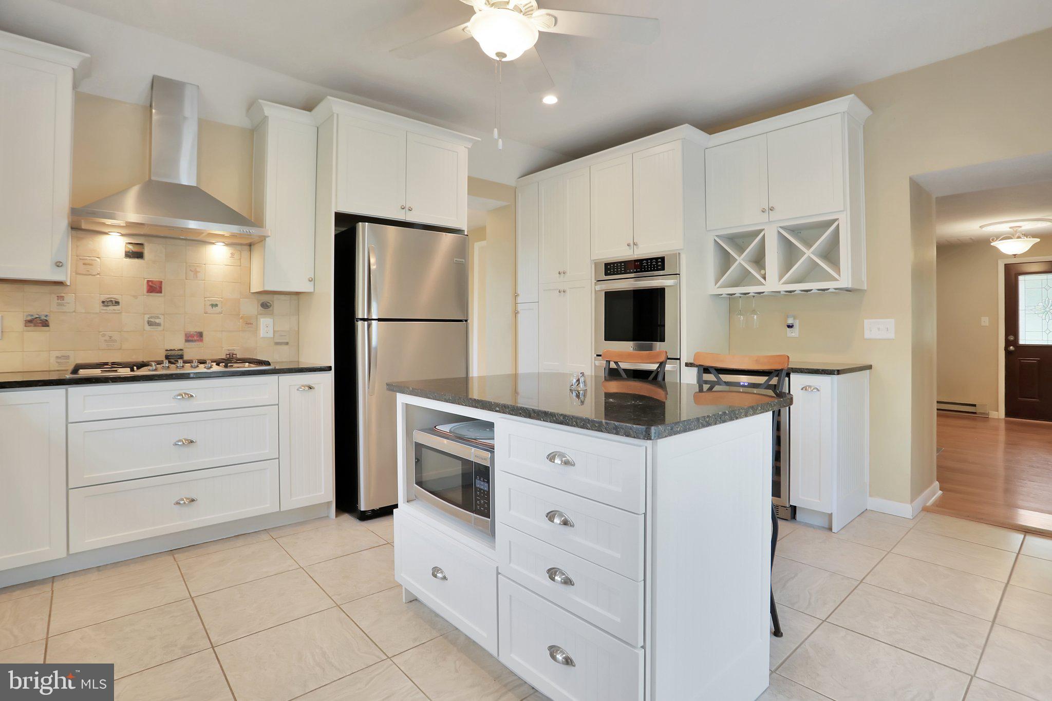 12524 Big Pool Road Clear Spring, MD 21722 - Photo 5 of 41 Kitchen